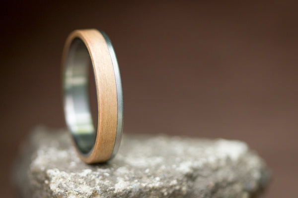 Anillo de Titanio y Roble claro (00519_4N)