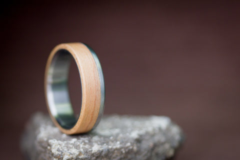 Anillo de Titanio y Roble claro (00519_6N)