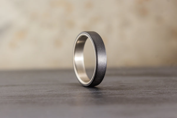 Anillo de Grafito y Titanio (01300_4N)