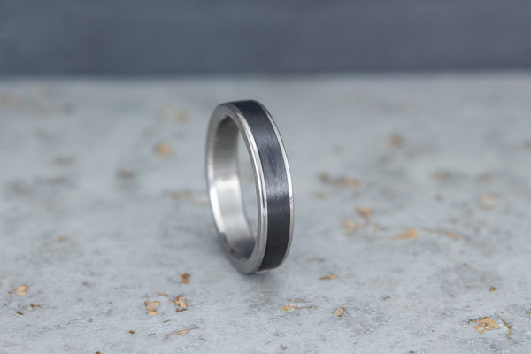 Anillo de Titanio y Fibra de Carbono (00333_4N)