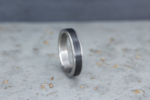 Anillo de Titanio y Fibra de Carbono (00333_4N)