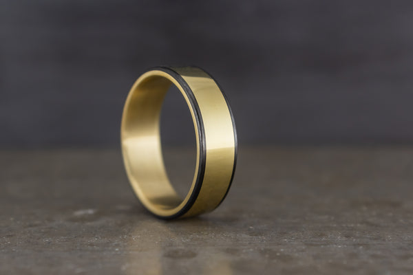 Anillo de Oro 18K y Fibra de Carbono (04703_6N)