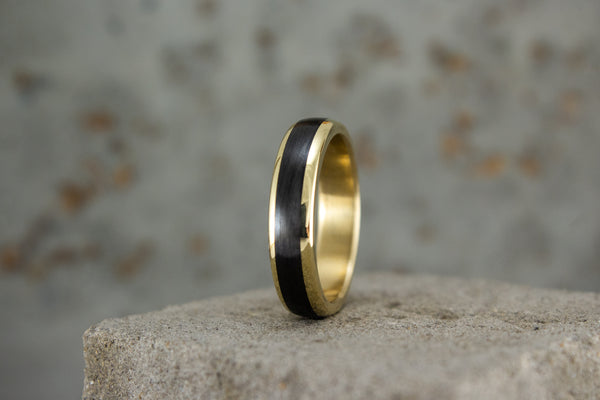 Anillo de Oro 18K y Fibra de Carbono (04710_4N)