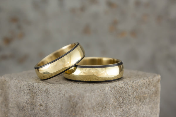 Alianzas de Oro amarillo 18k y Fibra de Carbono (00510_5N5N)