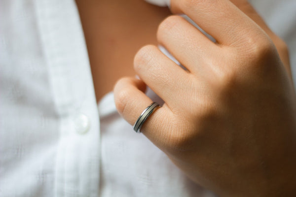 Anillo de Titanio y Fibra de Carbono (00300_4N)