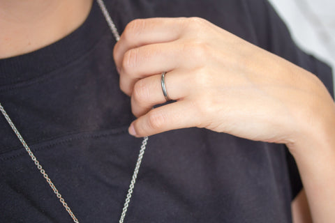 Anillo de Titanio y Fibra de Carbono (00334_2N)