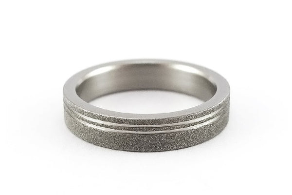 Anillo Titanio arenado y lineas pulidas (00013_4N)