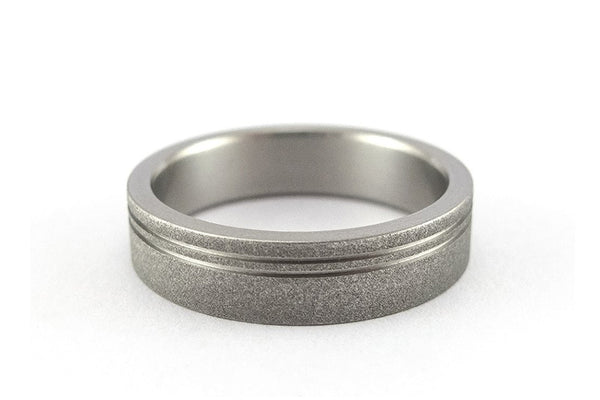 Anillo Titanio arenado y lineas pulidas (00013_7N)
