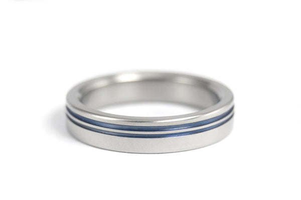 Anillo de Titanio mate con líneas azules (00014_4N)