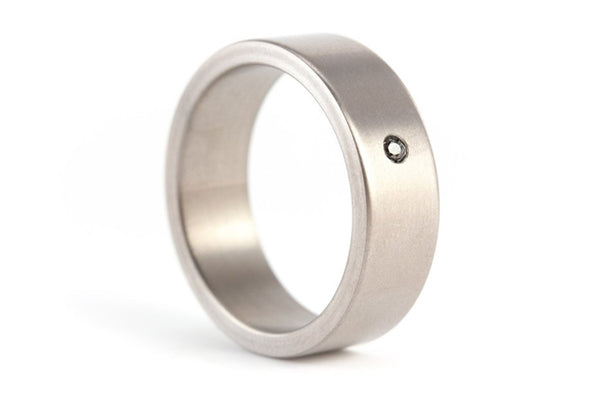 Anillo Titanio mate con diamante (00002_7Dn)