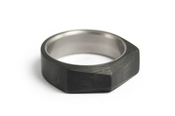 Anillo de Titanio y Fibra de Carbono (00319_7N)