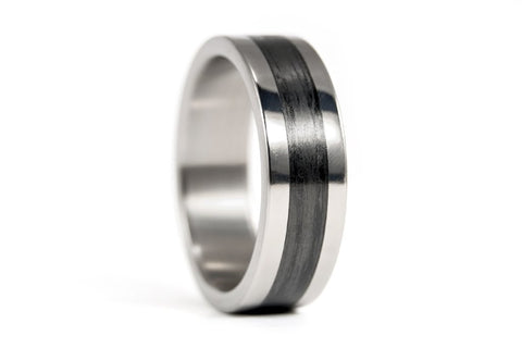 Anillo de Titanio pulido y Fibra de Carbono (00347_7N)