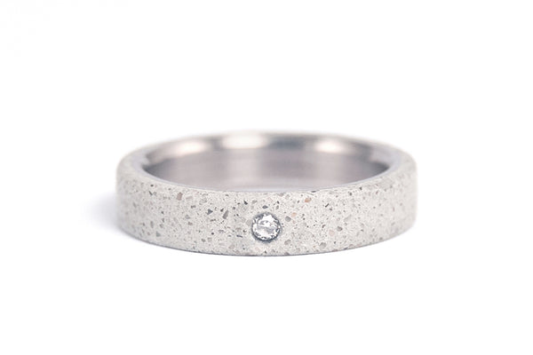 Anillo de Titanio y Concreto gris con Swarovski (00705_4S1)
