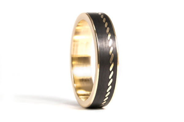 Anillo de Oro 18K y Fibra de Carbono (04704_5N)