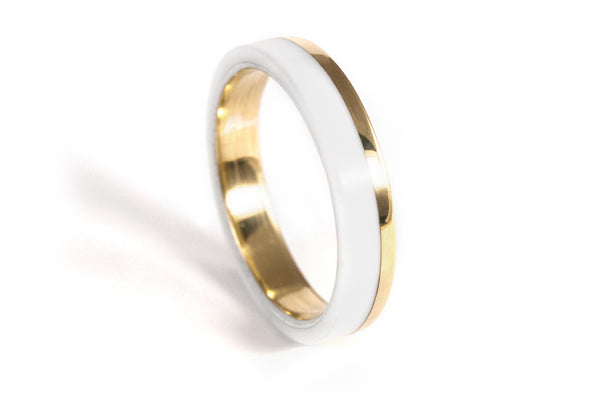 Anillo de Oro 18K amarillo y Corian blanco (00411_4N)