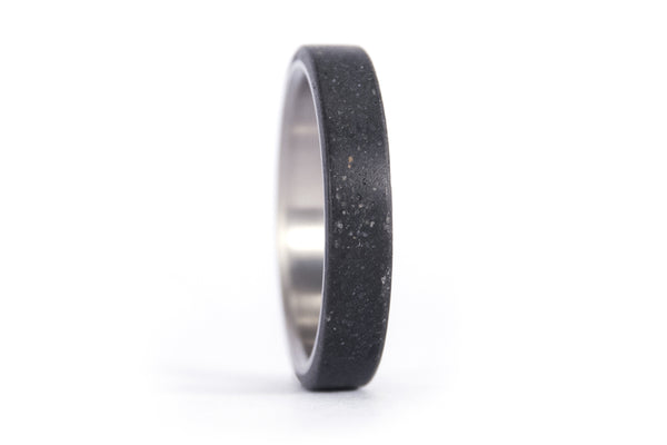 Anillo de Titanio y Concreto negro (00700_4N)