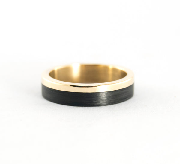 Anillo de Oro amarillo 18K y Fibra de Carbono (00513_4N)