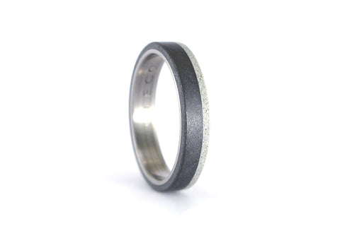 Anillo de Titanio con Grafito y Concreto (00433_4N)